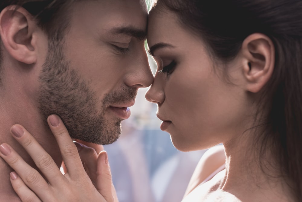 L'amour dans l'ombre, un bonheur impossible