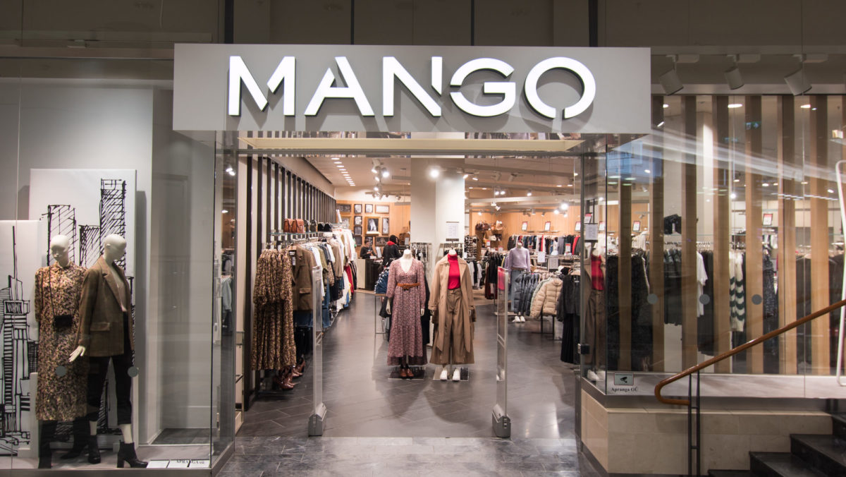 Avec cette jupe taille basse de chez Mango, vous allez adopter la grande tendance de l'?�t?�