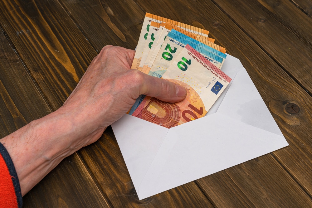Le cash stuffing