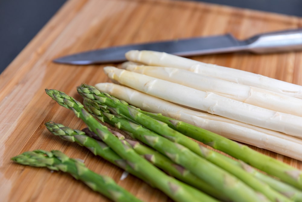 Comment éplucher les asperges ?