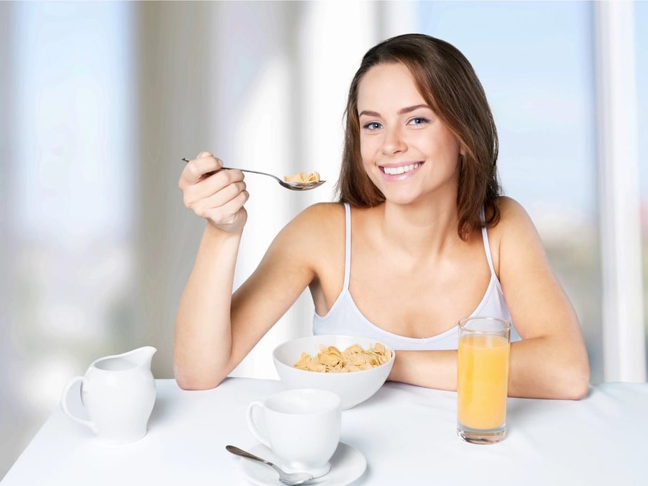 Le petit-déjeuner aide à mincir
