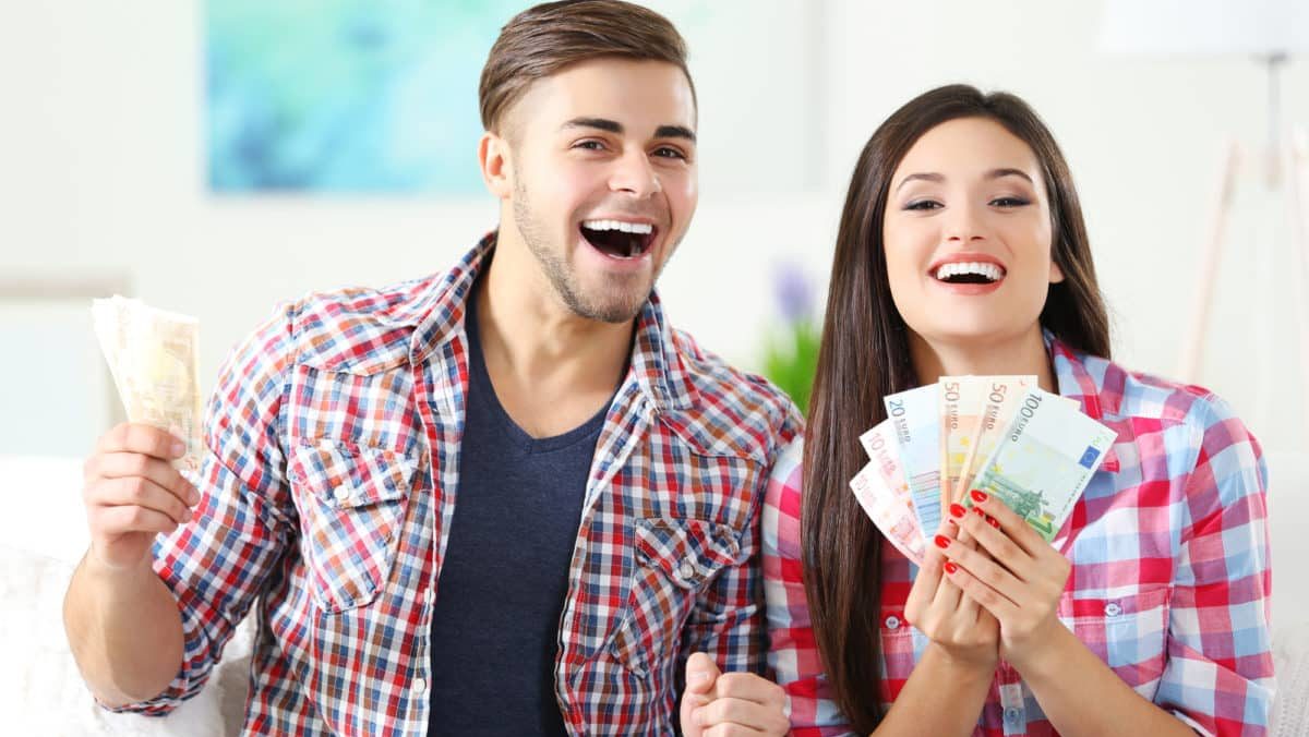 Signes astrologiques auront des gains financiers